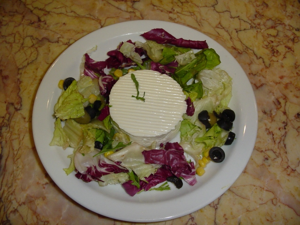 insalata con formaggio
